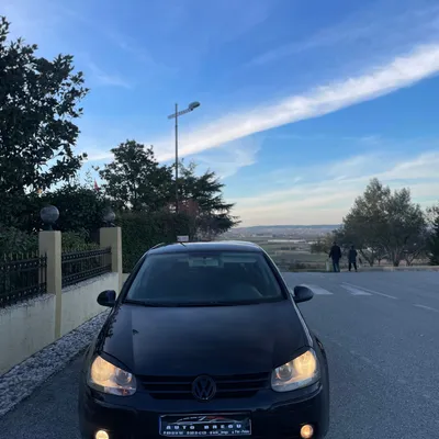 Volkswagen Golf 2006 në shitje