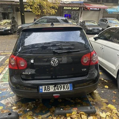 Volkswagen Golf 2006 në shitje