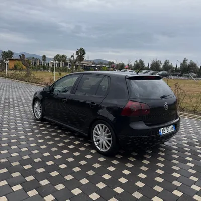 Volkswagen Golf 2007 në shitje