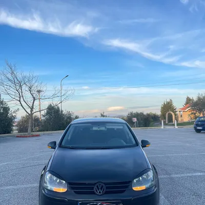 Volkswagen Golf 2006 në shitje
