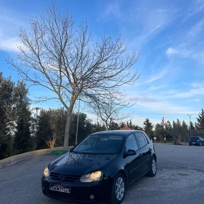 Volkswagen Golf 2005 në shitje