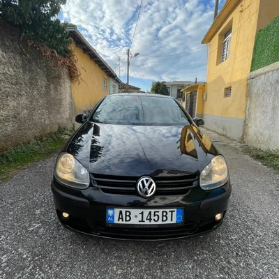 Volkswagen Golf 2006 në shitje