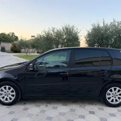 Volkswagen Golf 2007 në shitje
