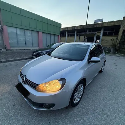 Volkswagen Golf 2010 në shitje