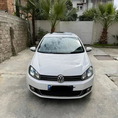 Volkswagen Golf 2012 në shitje