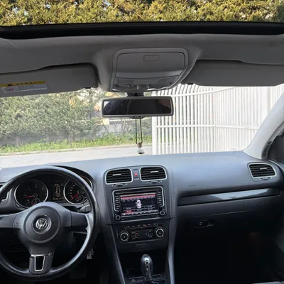 Volkswagen Golf 2010 në shitje