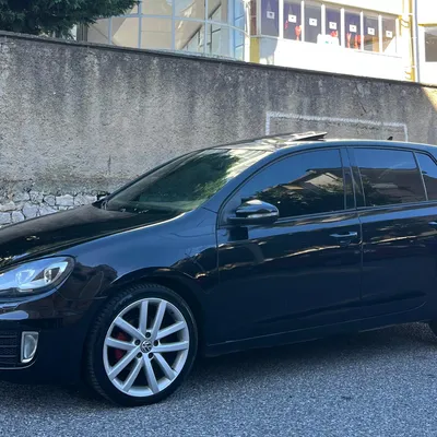 Volkswagen Golf 2011 në shitje