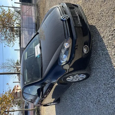 Volkswagen Golf 2010 në shitje