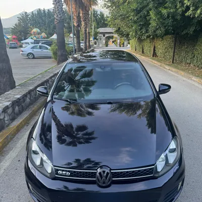 Volkswagen Golf 2011 në shitje