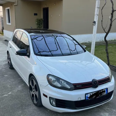 Volkswagen Golf 2010 në shitje