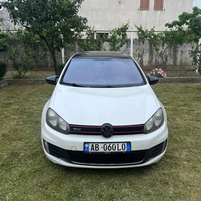 Volkswagen Golf 2010 në shitje