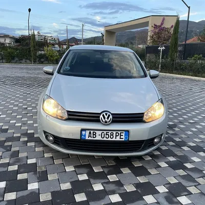 Volkswagen Golf 2010 në shitje