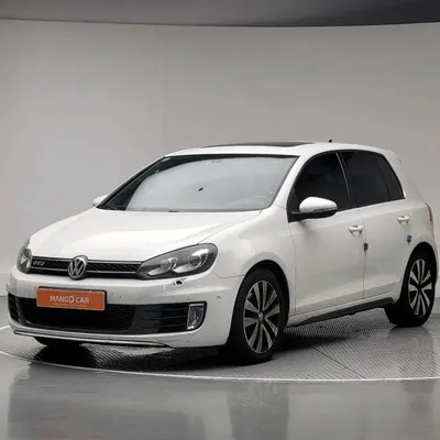 Volkswagen Golf 2012 në shitje