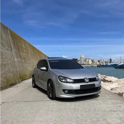 Volkswagen Golf 2013 në shitje