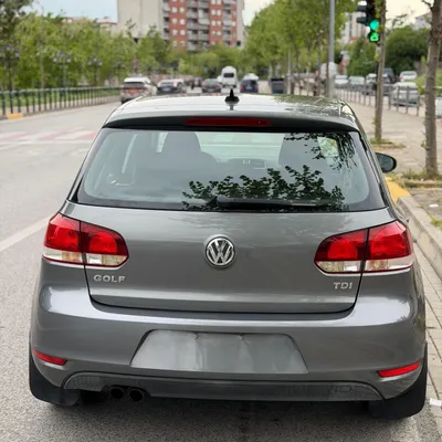 Volkswagen Golf 2013 në shitje