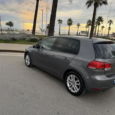 Volkswagen Golf 2010 në shitje