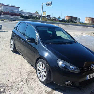 Volkswagen Golf 2008 në shitje