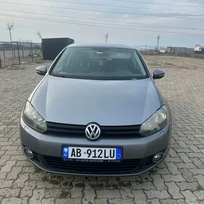 Volkswagen Golf 2011 në shitje