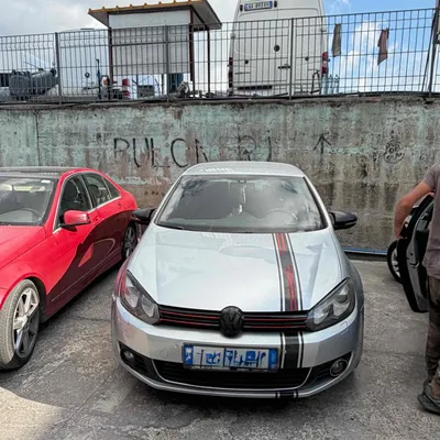 Volkswagen Golf 2010 në shitje
