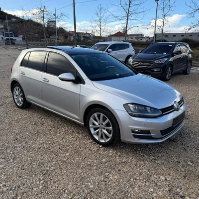 Volkswagen Golf 2015 në shitje