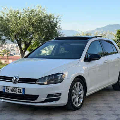 Volkswagen Golf 2013 në shitje