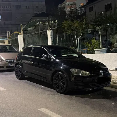 Volkswagen Golf 2013 në shitje
