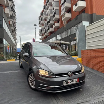 Volkswagen Golf 2017 në shitje