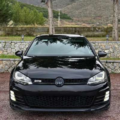 Volkswagen Golf 2014 në shitje