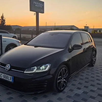 Volkswagen Golf 2014 në shitje