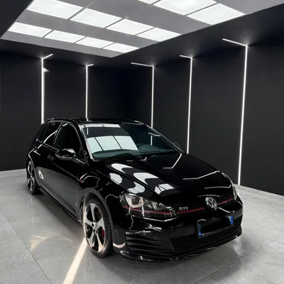 Volkswagen Golf 2016 në shitje