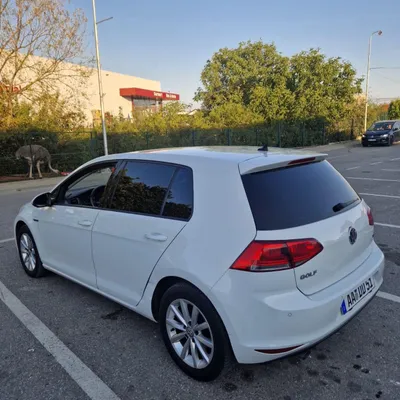 Volkswagen Golf 2015 në shitje