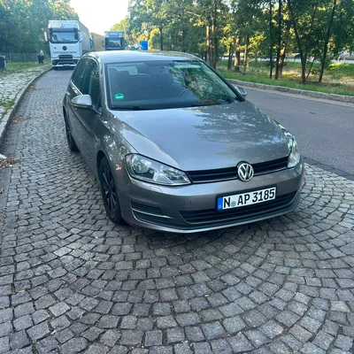 Volkswagen Golf 2015 në shitje