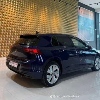 Volkswagen Golf 2022 në shitje