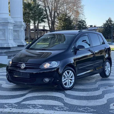 Volkswagen Golf 2014 në shitje