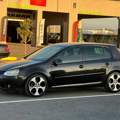 Volkswagen Golf 2007 në shitje