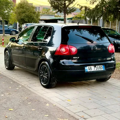 Volkswagen Golf 2008 në shitje