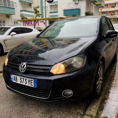 Volkswagen Golf 2011 në shitje