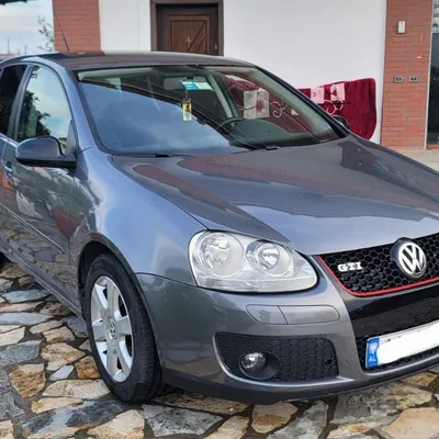 Volkswagen Golf 2008 në shitje