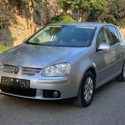 Volkswagen Golf 2006 në shitje