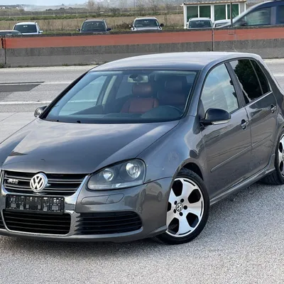Volkswagen Golf 2006 në shitje