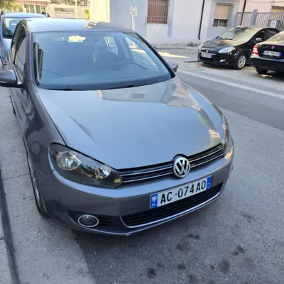 Volkswagen Golf 2010 në shitje