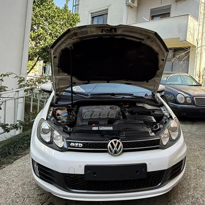 Volkswagen Golf 2013 në shitje