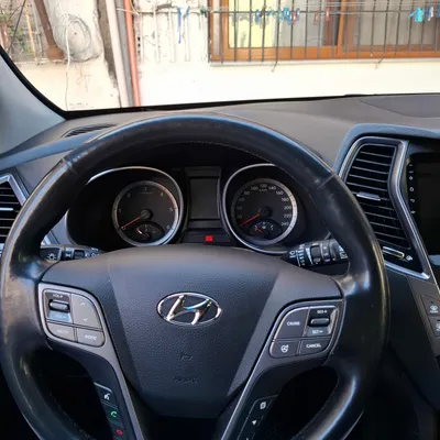 Hyundai Santa Fe 2014 në shitje