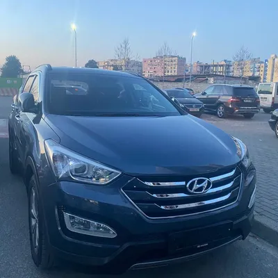 Hyundai Santa Fe 2014 në shitje