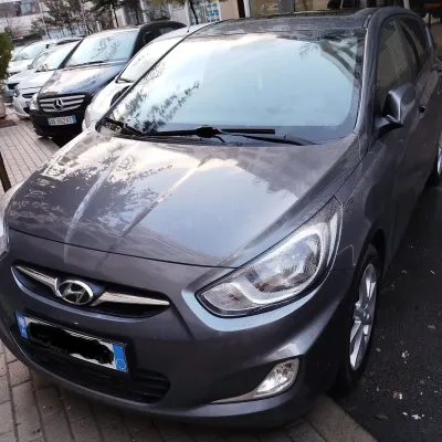 Hyundai Accent 2012 në shitje