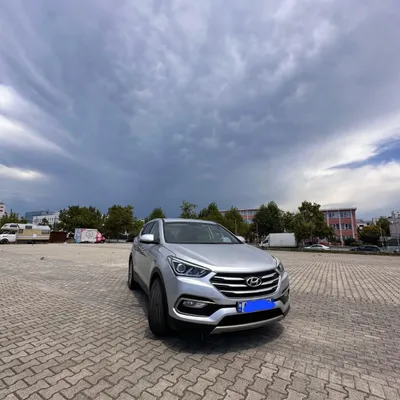 Hyundai Santa Fe 2015 në shitje
