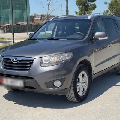 Hyundai Santa Fe 2010 në shitje