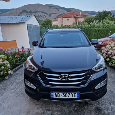 Hyundai Santa Fe 2015 në shitje