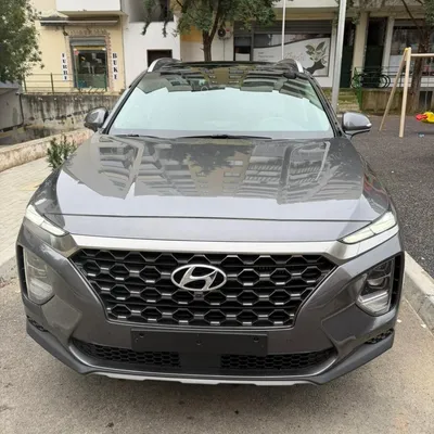 Hyundai Santa Fe 2019 në shitje