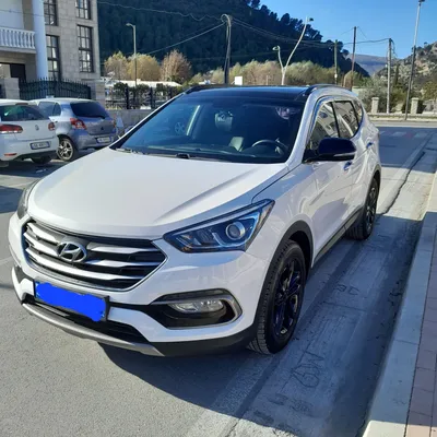 Hyundai Santa Fe 2016 në shitje